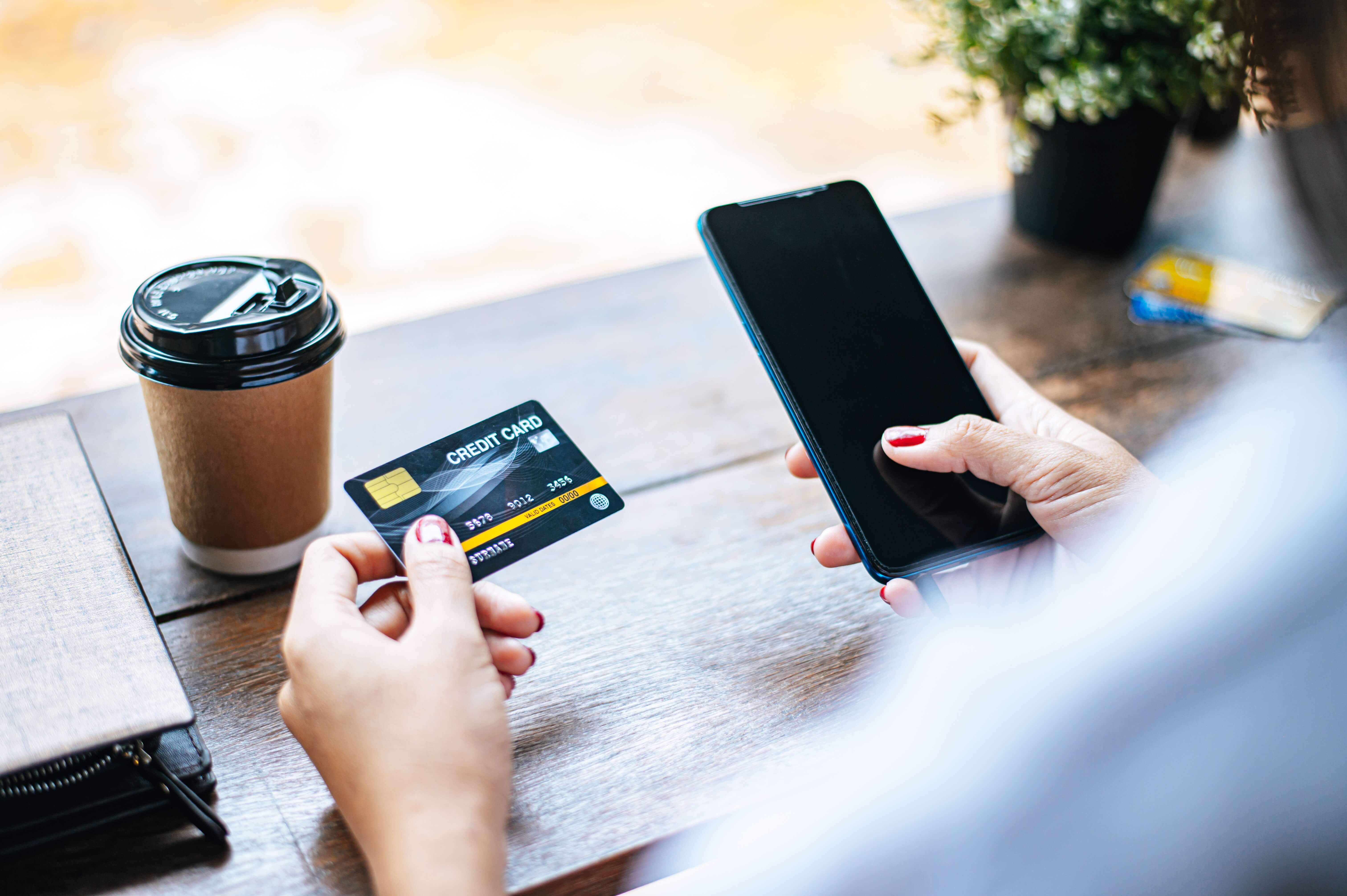 Understanding the usage and cross-sell potential of a credit card bill payment app 