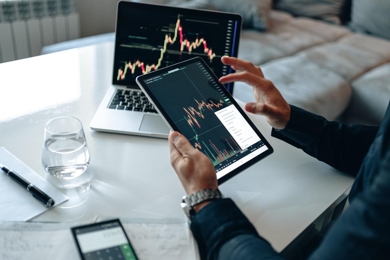 Competitive benchmarking